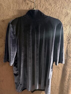 Women’s Velvet Short-Sleeve Shirt - Navy Blue